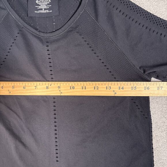 Athleta Foothill T Shirt Women’s Size S Black Vented Workout Outdoors Yoga Basic - Picture 8 of 13